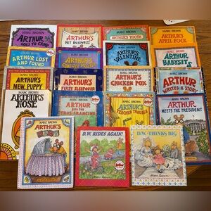 Set of 19 Arthur books